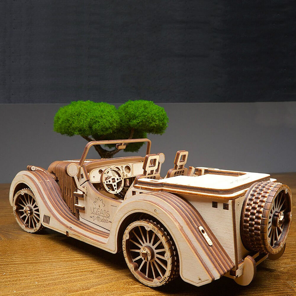 Roadster VM-01 en Bois a Monter avec Mécanismes Animés - Maquette Bois Ugears