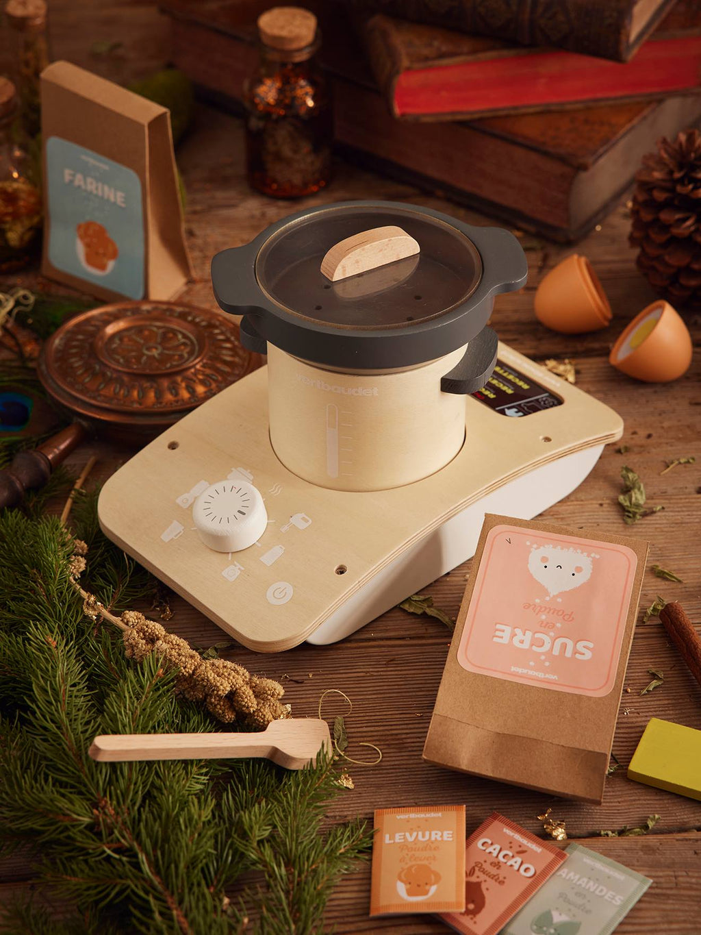 Robot de cuisine en bois FSC noir
