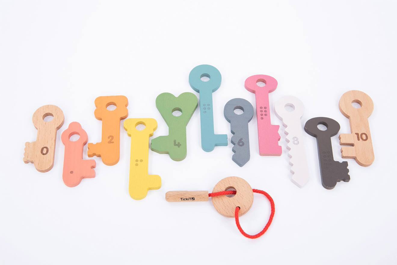 Set de 10 clefs à enfiler multi-coloured