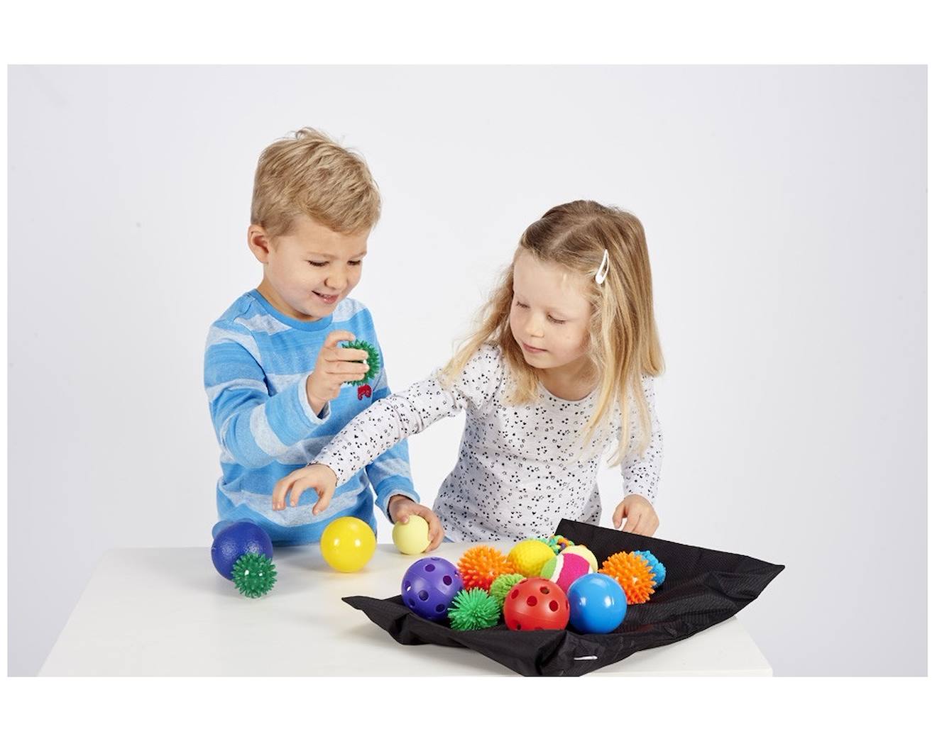 Set de 20 balles sensorielles noir