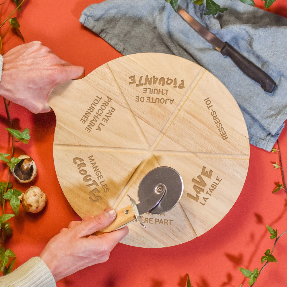 Set Planche en Bois et Roulette à Pizza Gages à Personnaliser - Planche à Découper Personnalisée