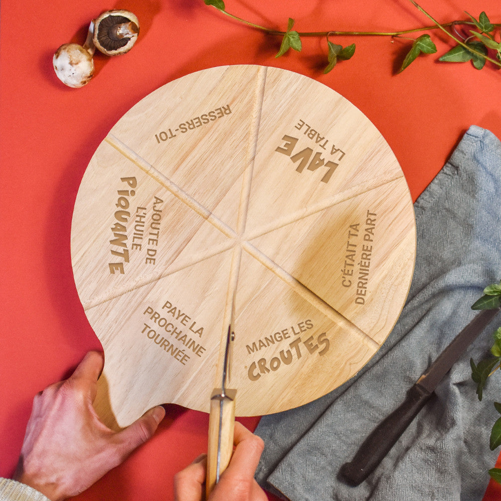 Set Planche en Bois et Roulette à Pizza Gages à Personnaliser - Planche à Découper Personnalisée
