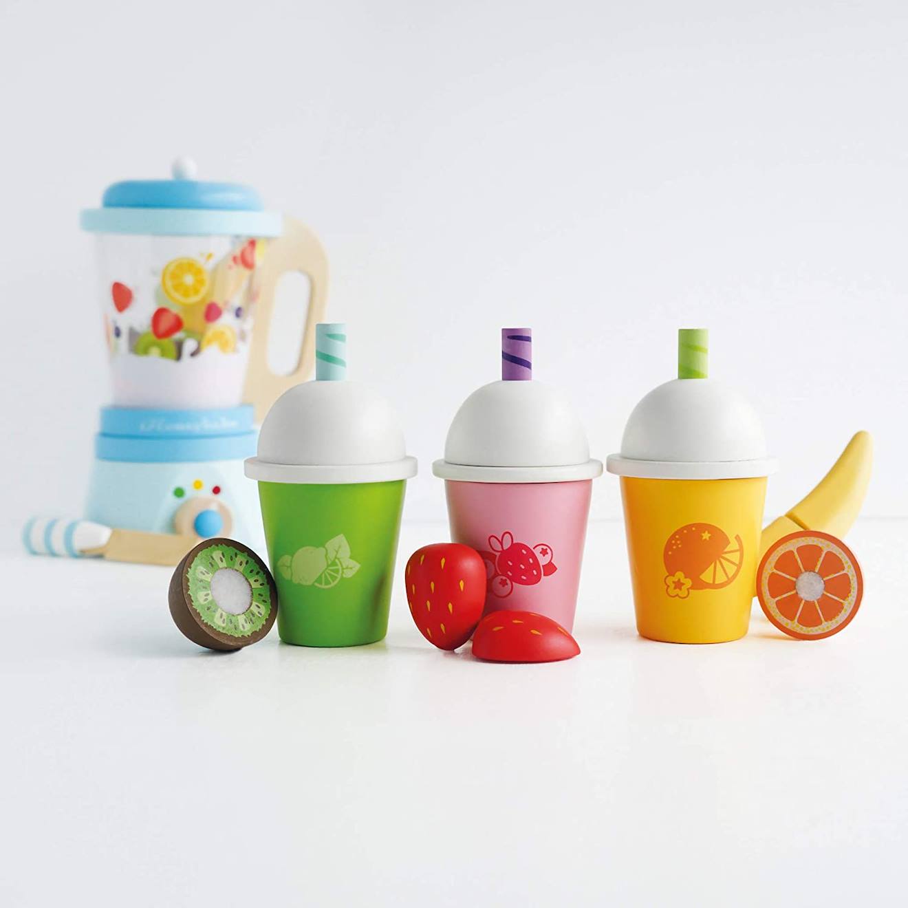 Smoothies aux fruits à emporter bleu