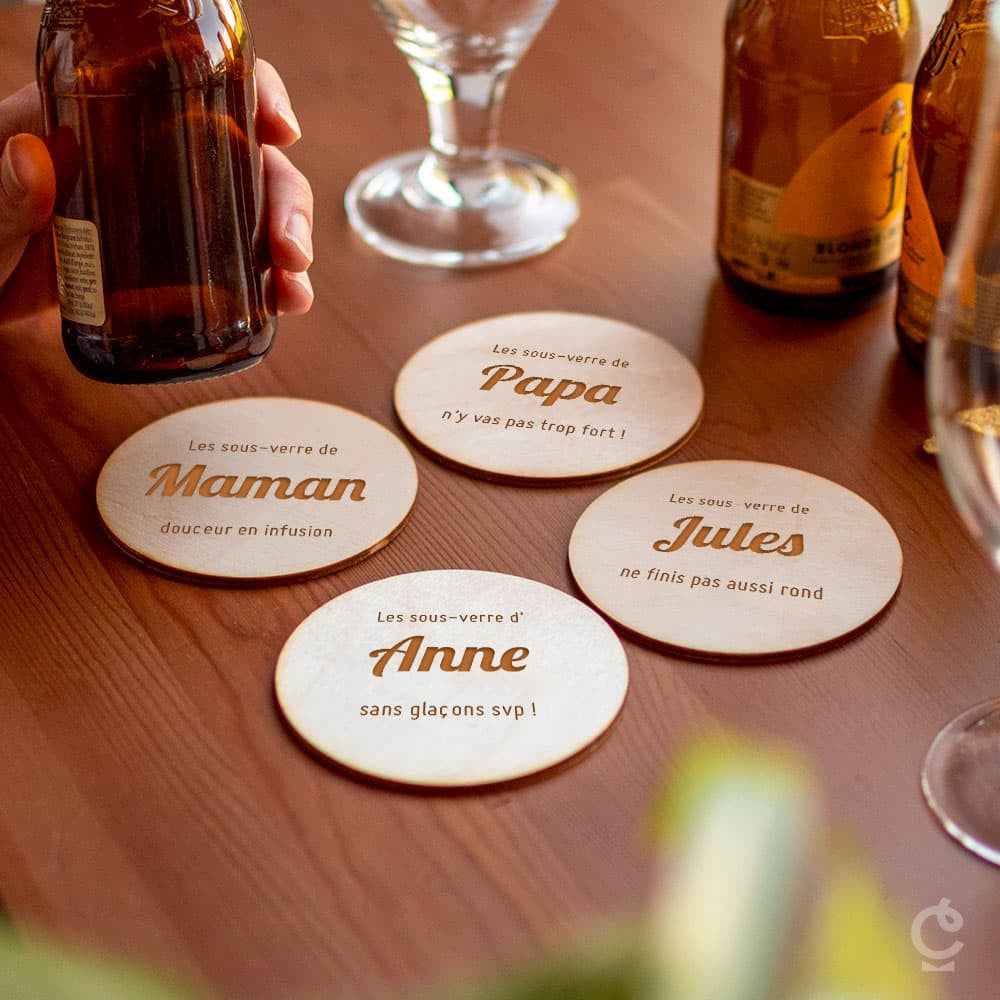 Sous-Verres en Bois Famille à Personnaliser (x4) - Sous-Verre Personnalisé CadoMaestro