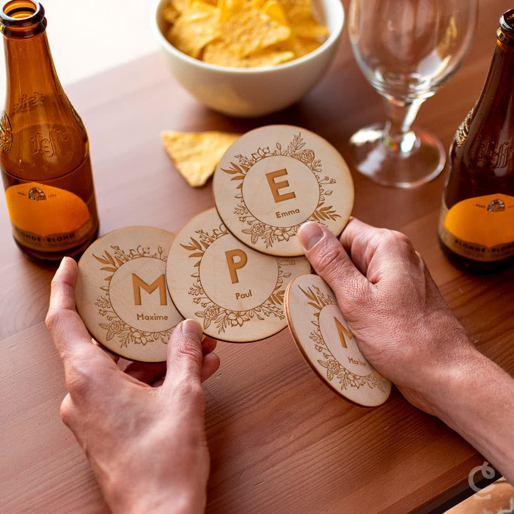 Sous-Verres en Bois Floraux à Personnaliser (x4) - Sous-Verre Personnalisé CadoMaestro