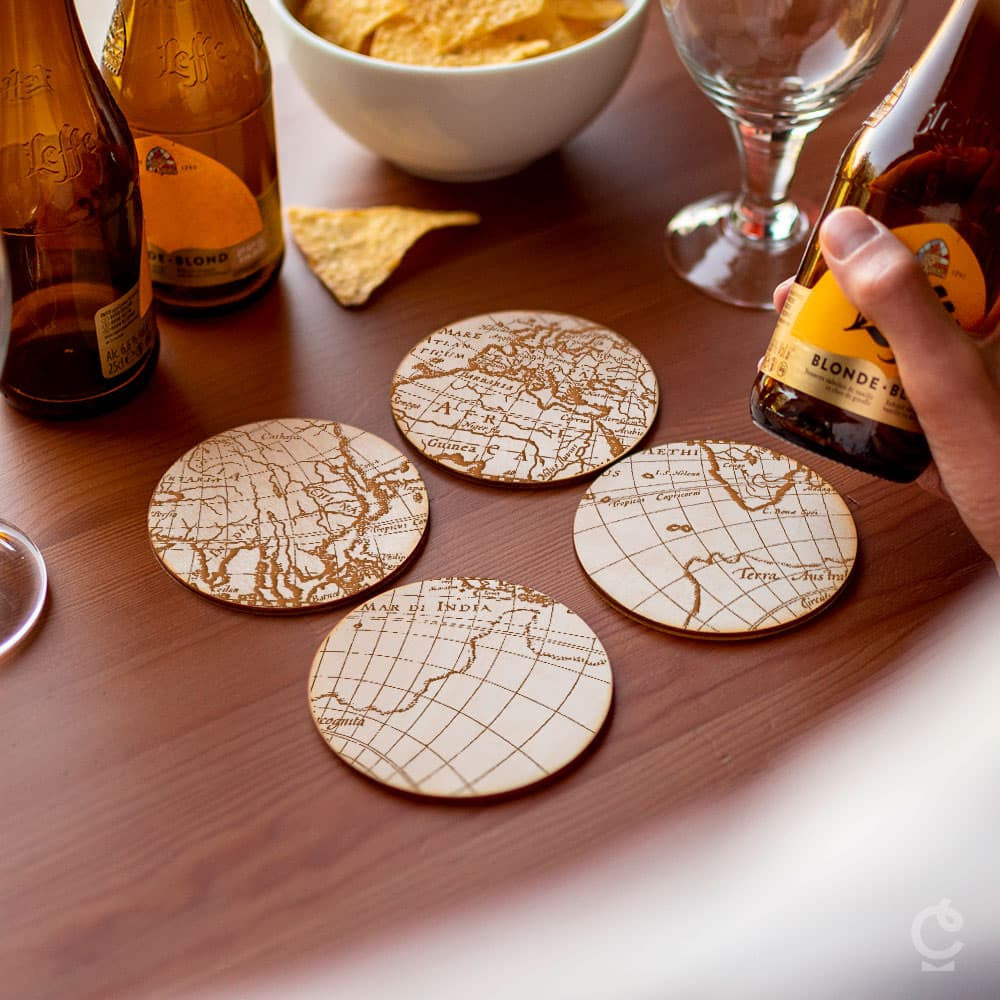 Sous-Verres en Bois Mappemonde (x4) - Sous-Verre Personnalisé CadoMaestro
