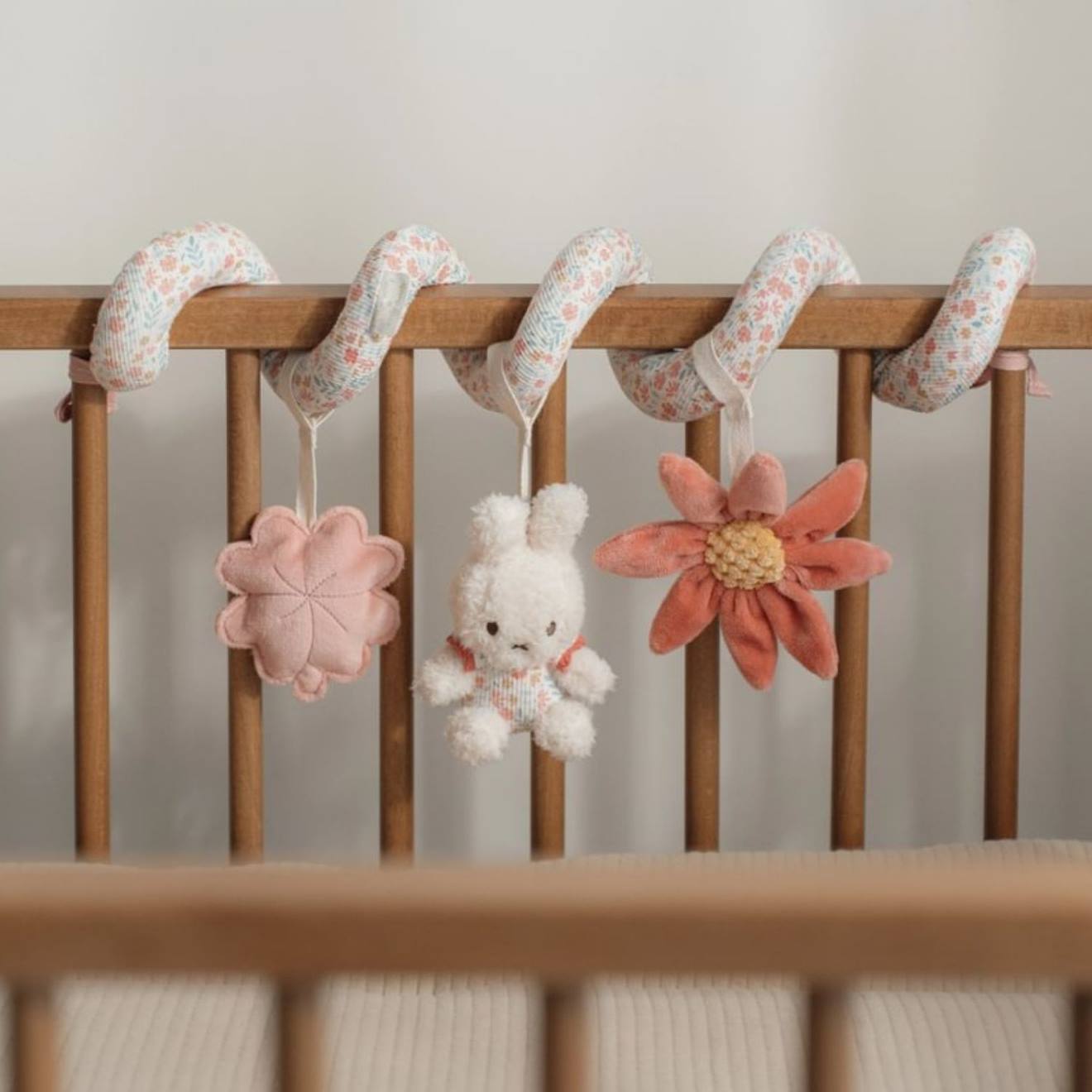Spirale d'activité little farm rose, beige