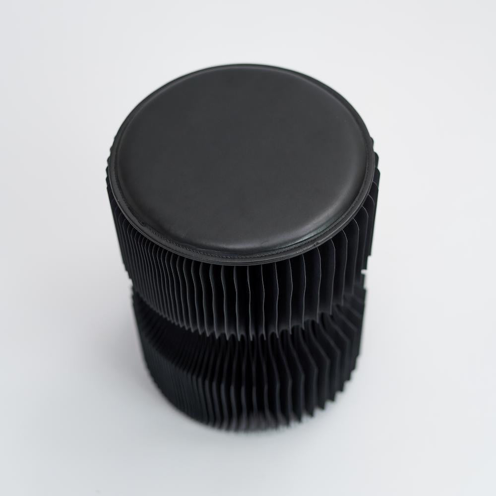 Tabouret Réversible en Kraft Pliable 38 cm Noir - Poufs et Tabourets Originaux