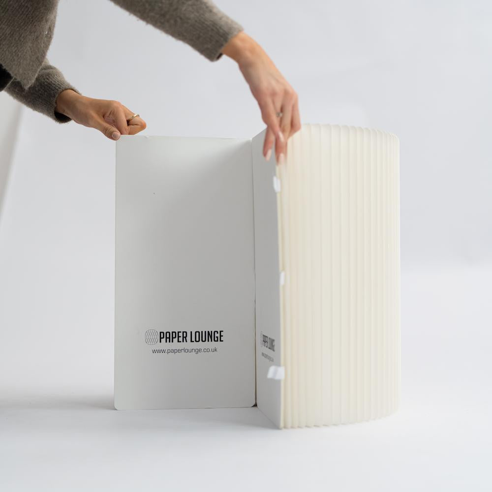 Tabouret en Kraft Pliable 38 cm Blanc - Poufs et Tabourets Originaux