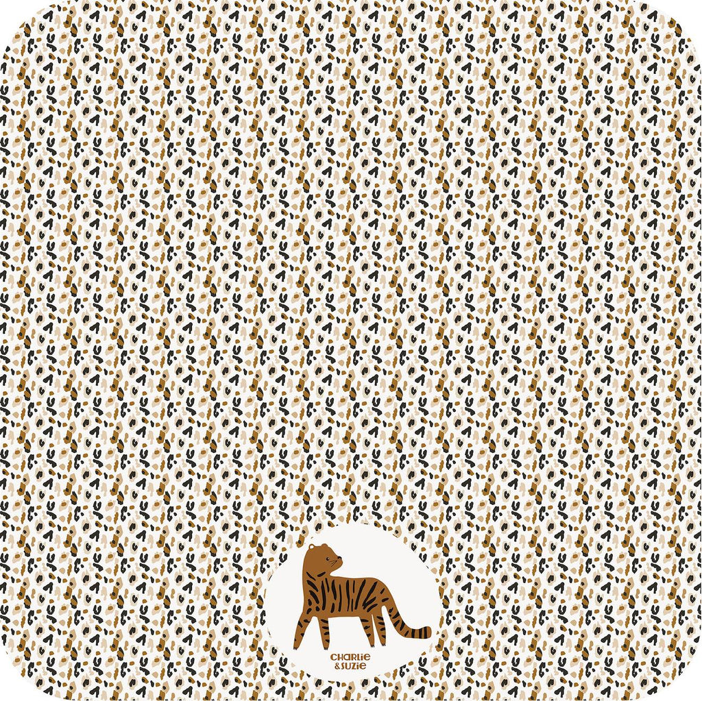 Tapis carré motif savana graou multicolo