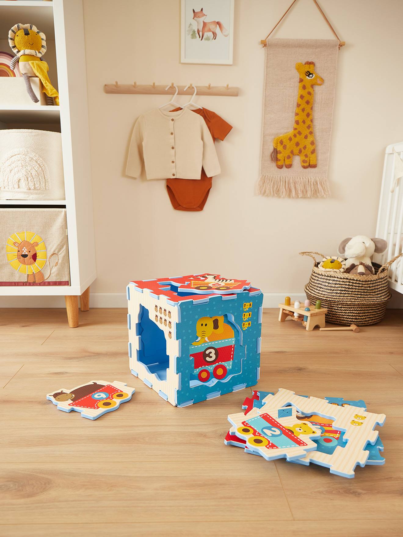 Tapis de jeu puzzle en mousse, 9 pièces train d'animaux - multicolore