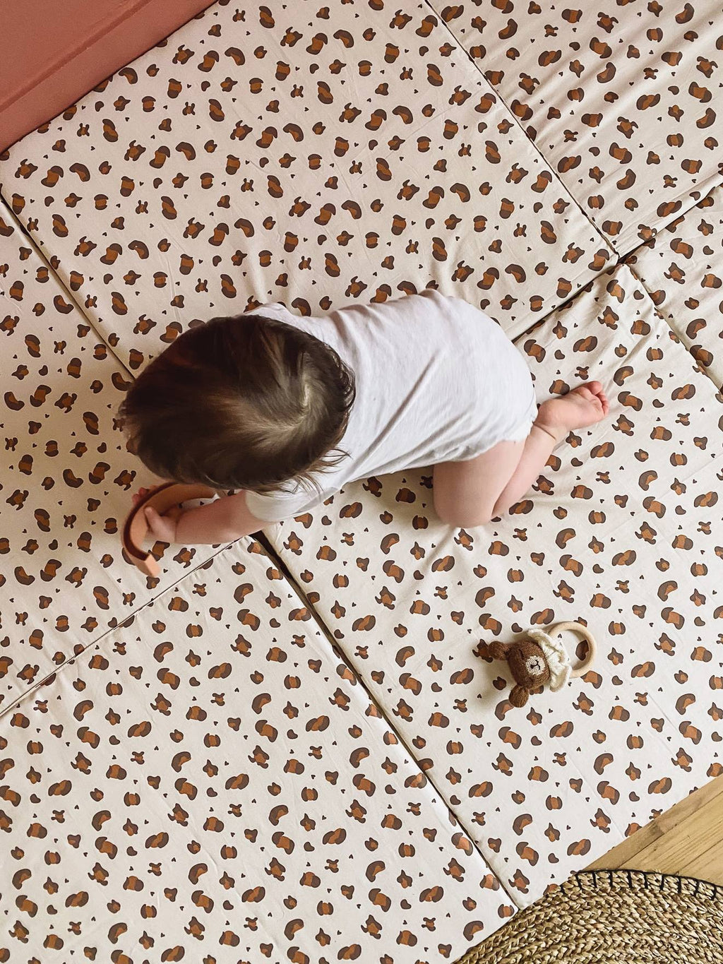 Tapis de motricité XL leopard beige imprimé