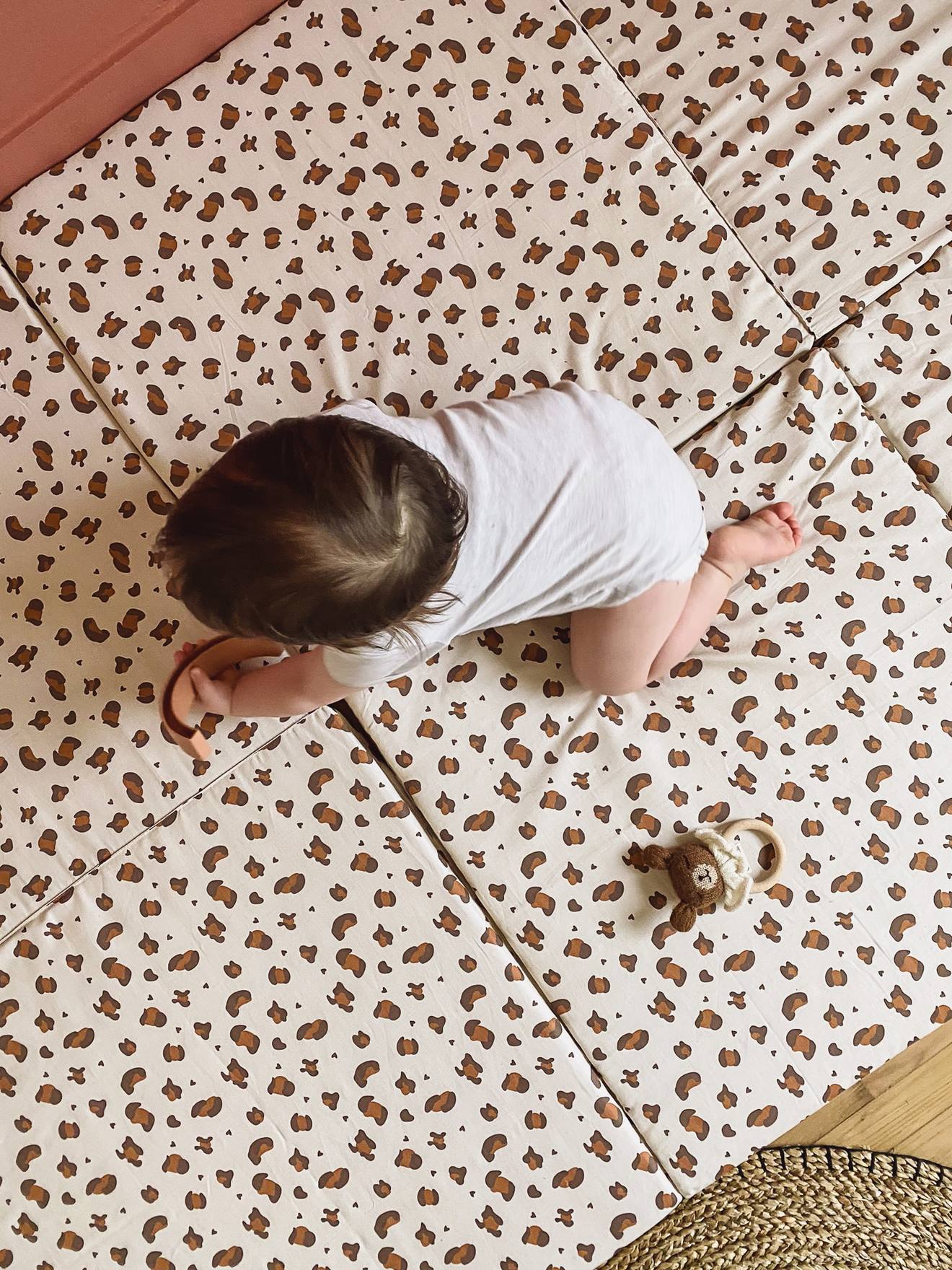 Tapis de motricité XL leopard beige imprimé