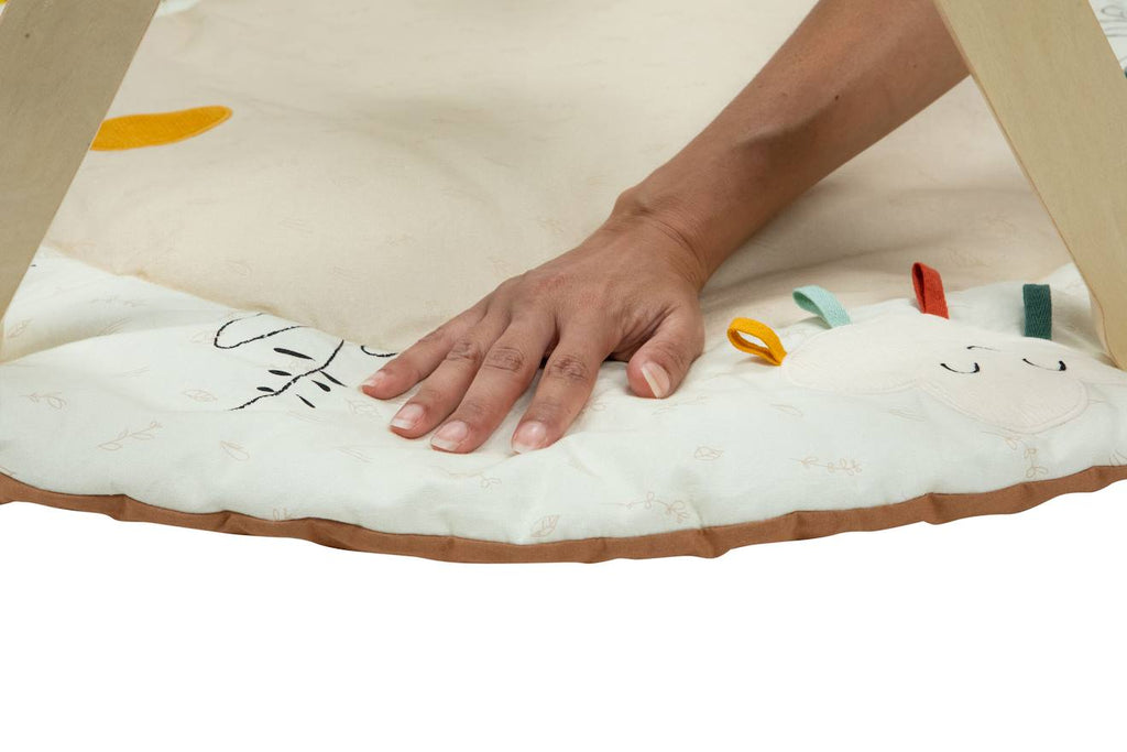 Tapis d'éveil doux avec arches garden of adventures beige