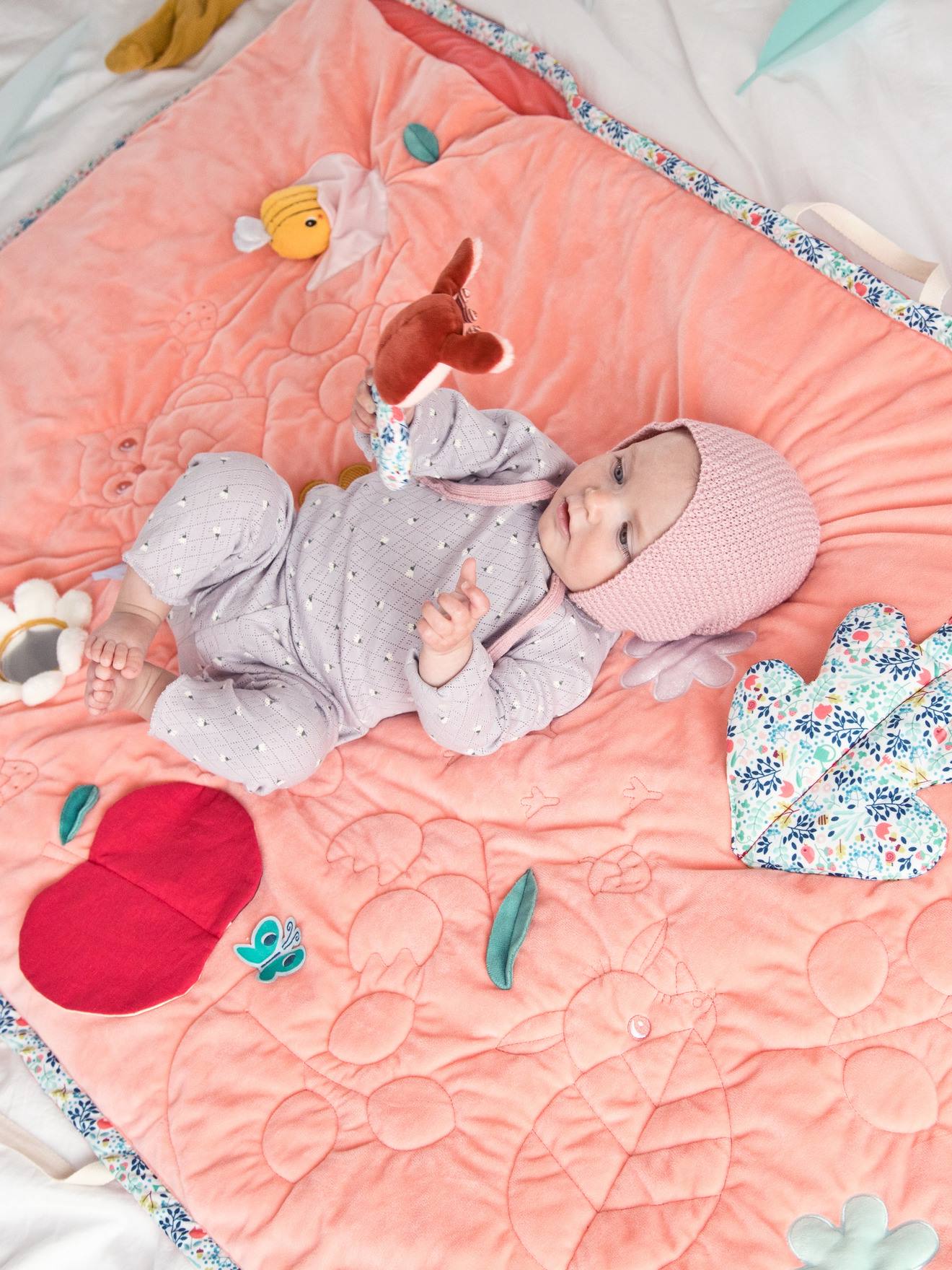 Tapis d'éveil et sac de couchage s stella