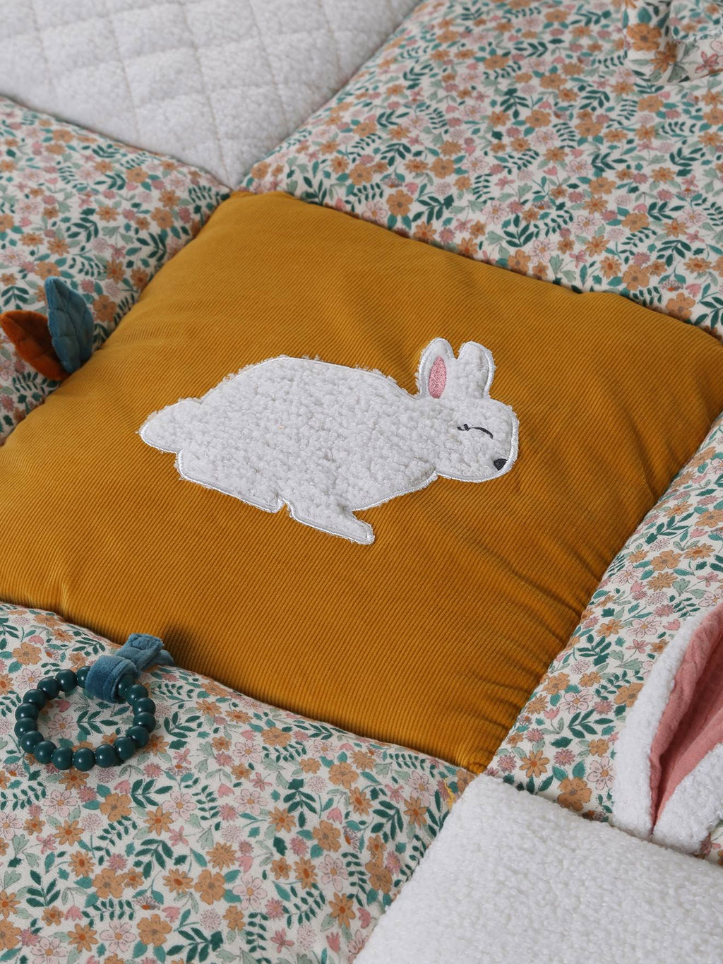 Tapis d'éveil moelleux et évolutif rétro flower