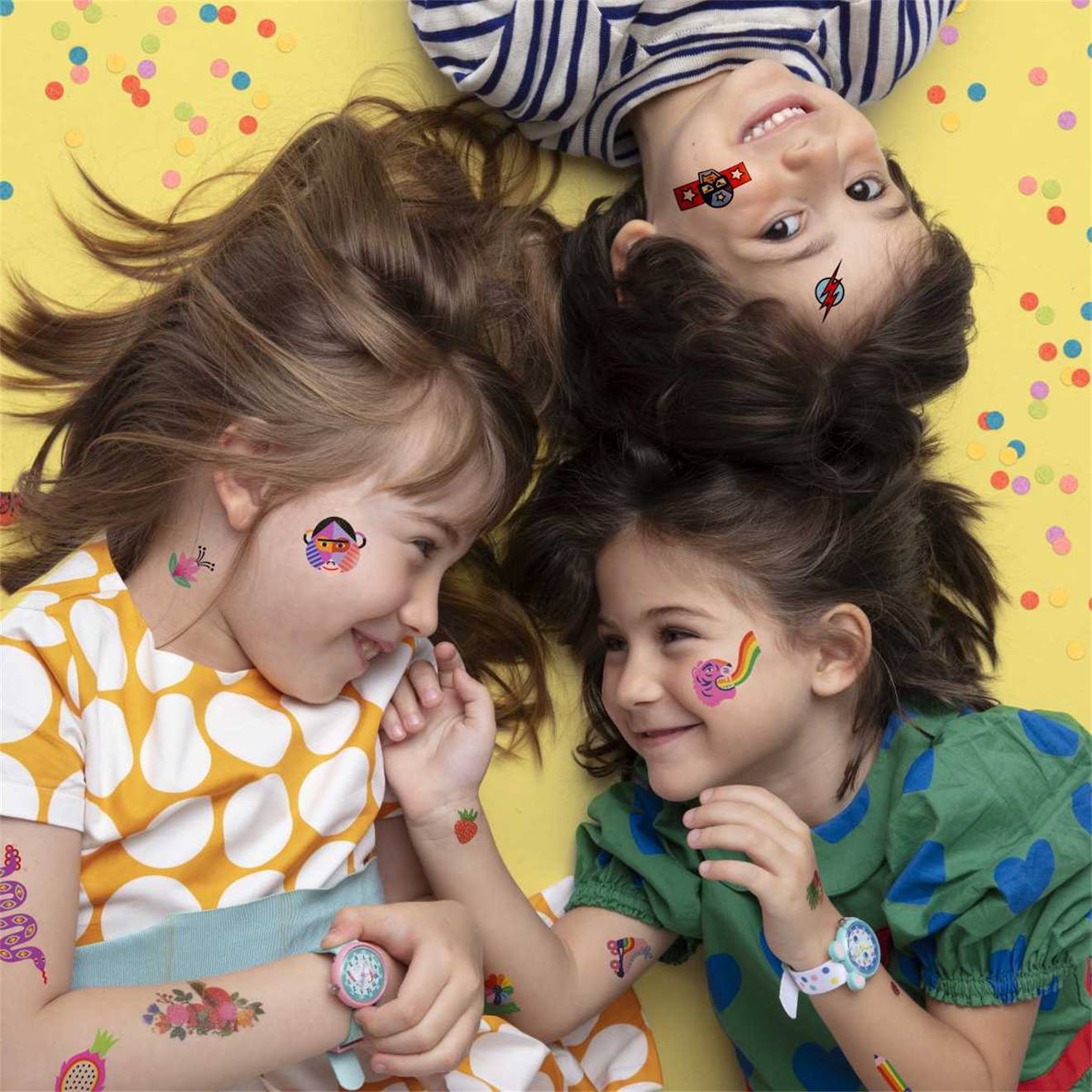 Tatouages arc-en-ciel multicolore