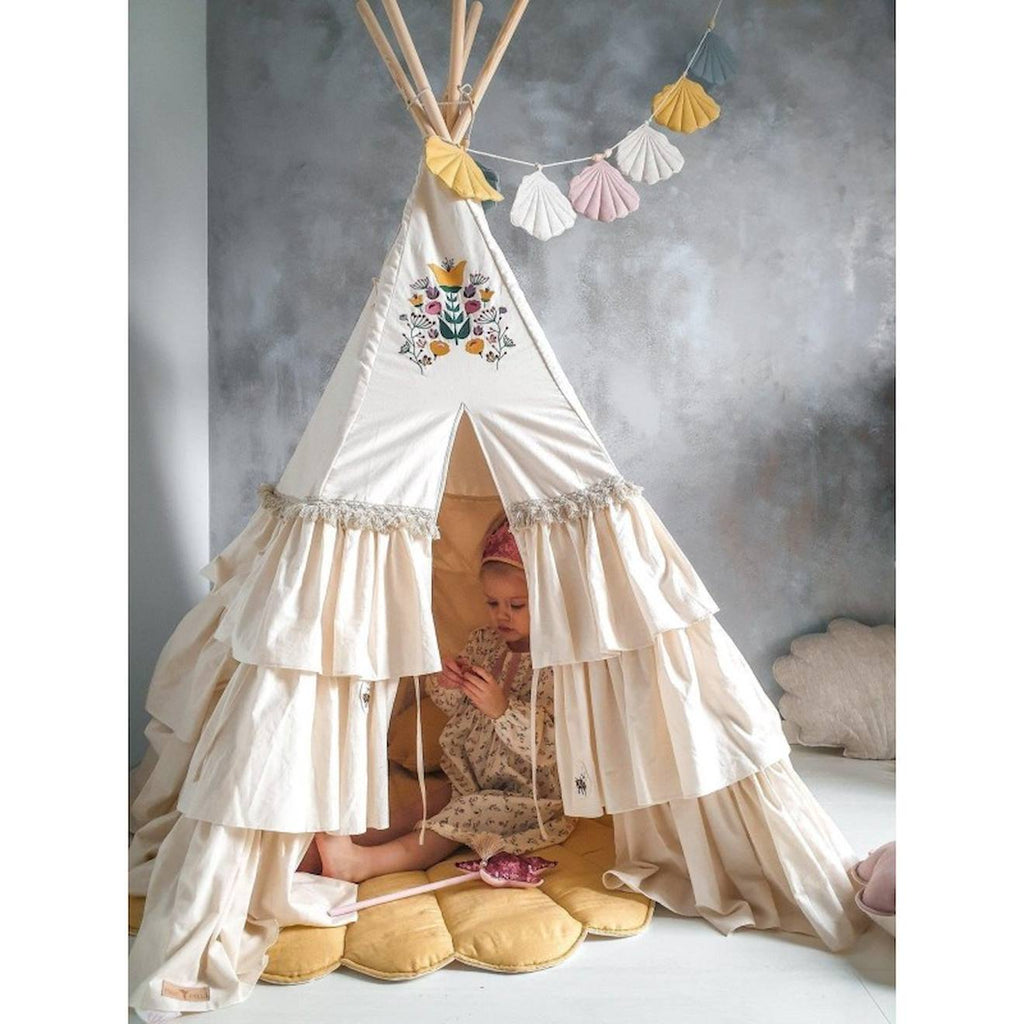Tente tipi avec tapis honey en coton beige
