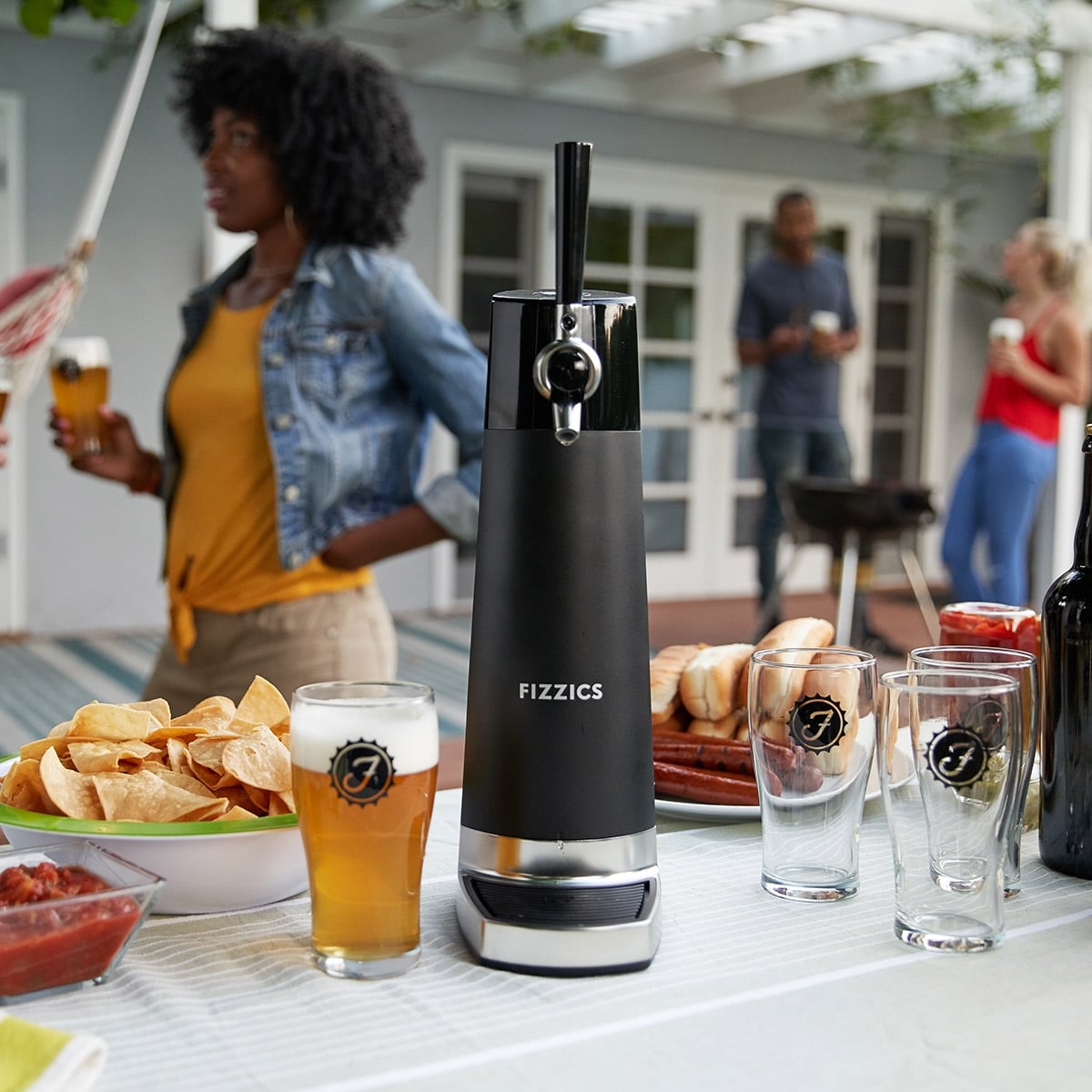 Tireuse à bière pour canettes et bouteilles