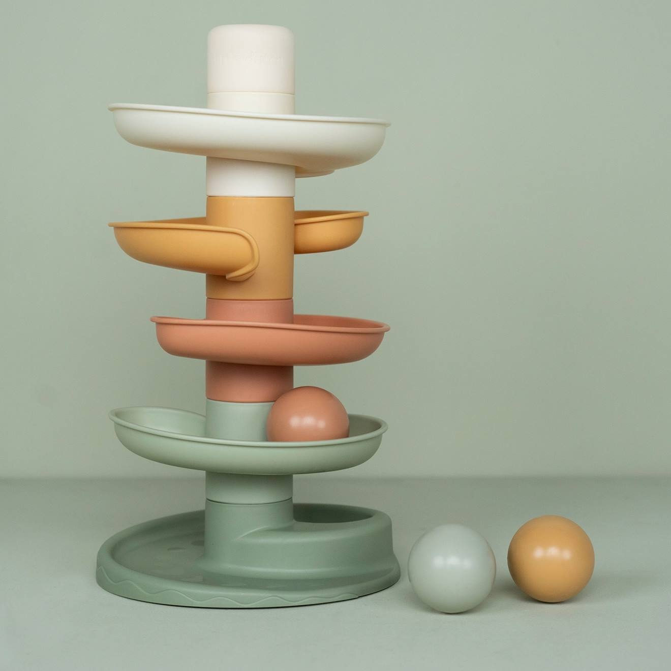 Tour spirale multicolore