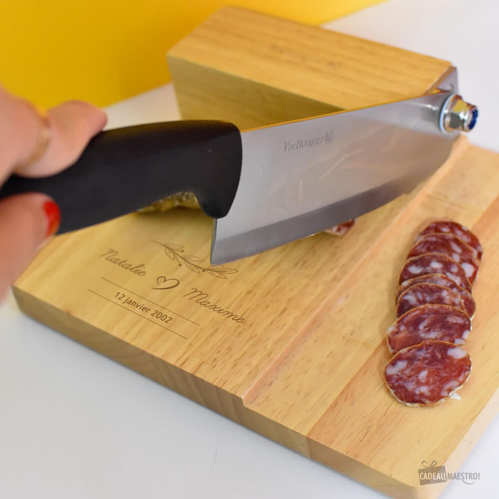 Trancheuse de Cuisine en Bois Couple à Personnaliser - Guillotine à Saucisson
