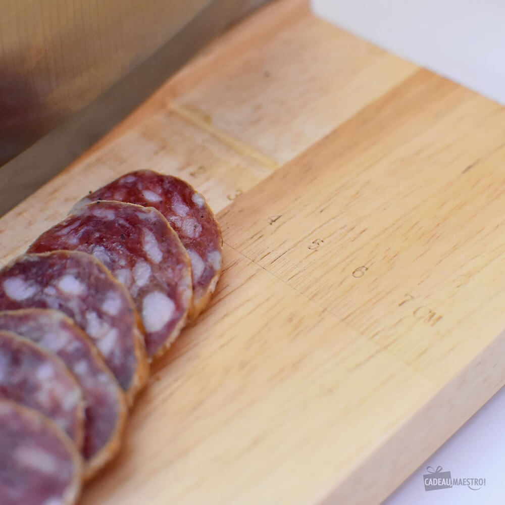 Trancheuse de Cuisine en Bois Couple à Personnaliser - Guillotine à Saucisson