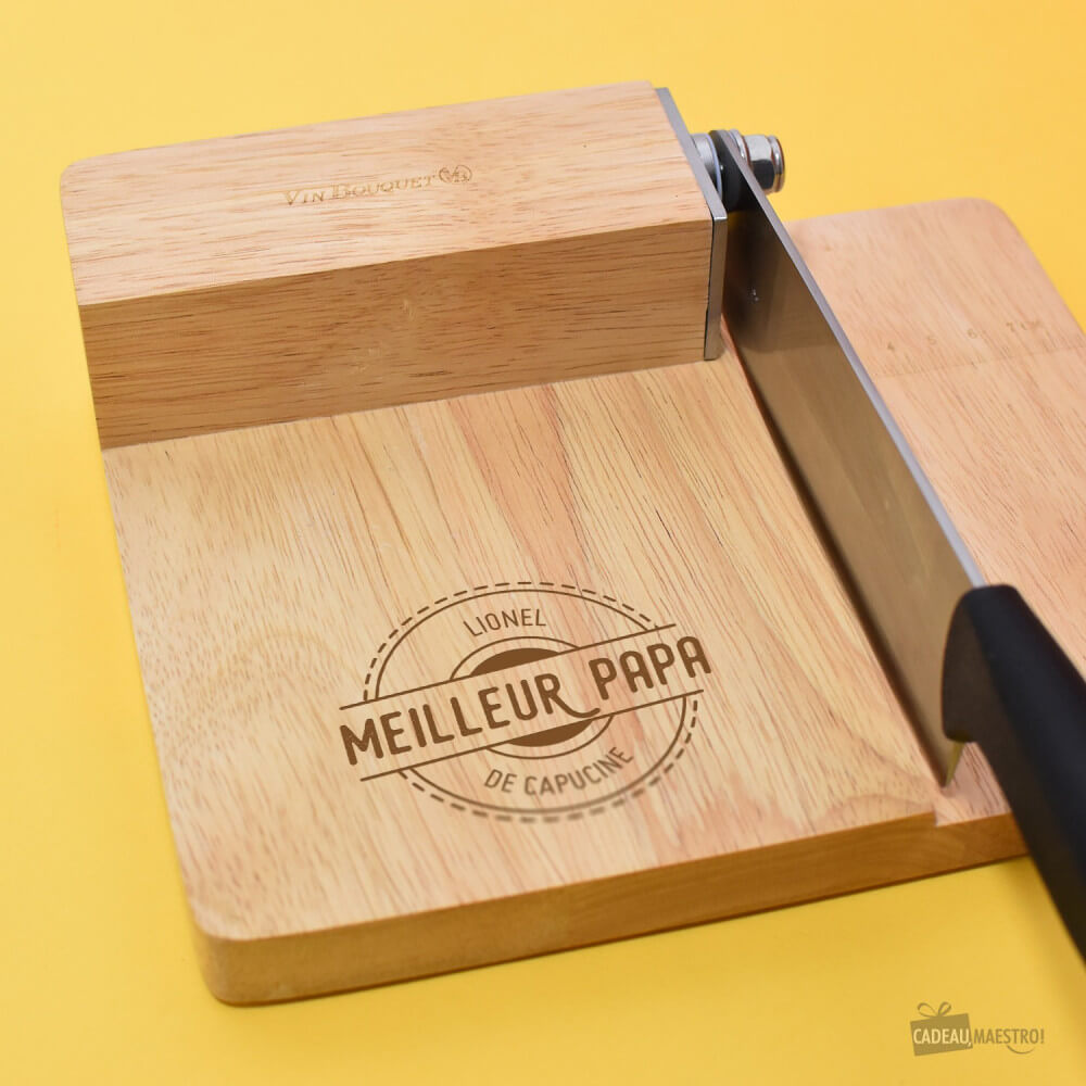 Trancheuse de Cuisine en Bois Meilleur Papa à Personnaliser - Guillotine à Saucisson CadoMaestro