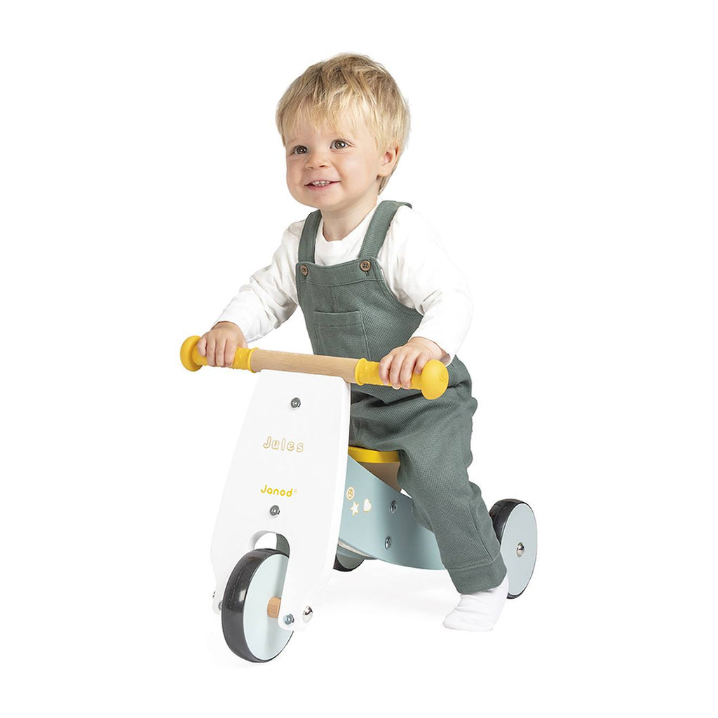 Tricycle en bois personnalisable multicolore