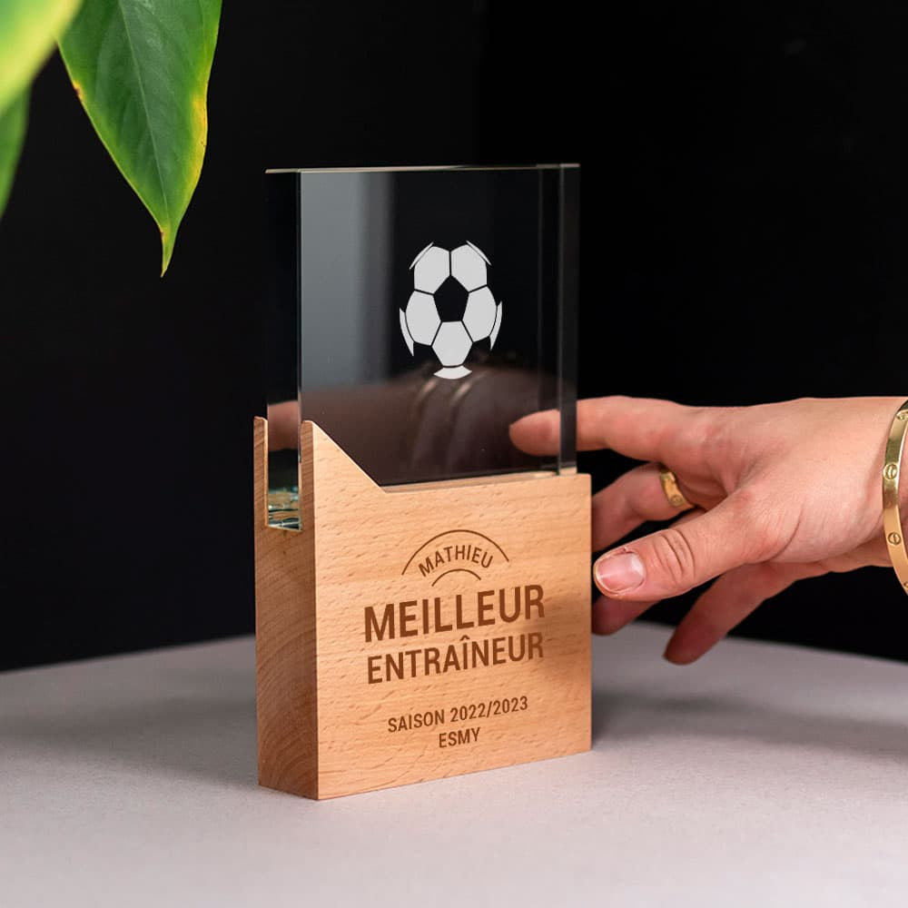 Trophée en Verre et Bois Football à Personnaliser - Trophée Personnalisé