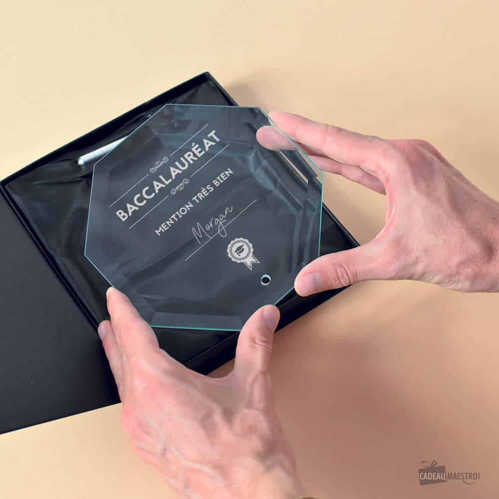 Trophée Octogonal BAC et Diplômes à Personnaliser - Trophée Personnalisé
