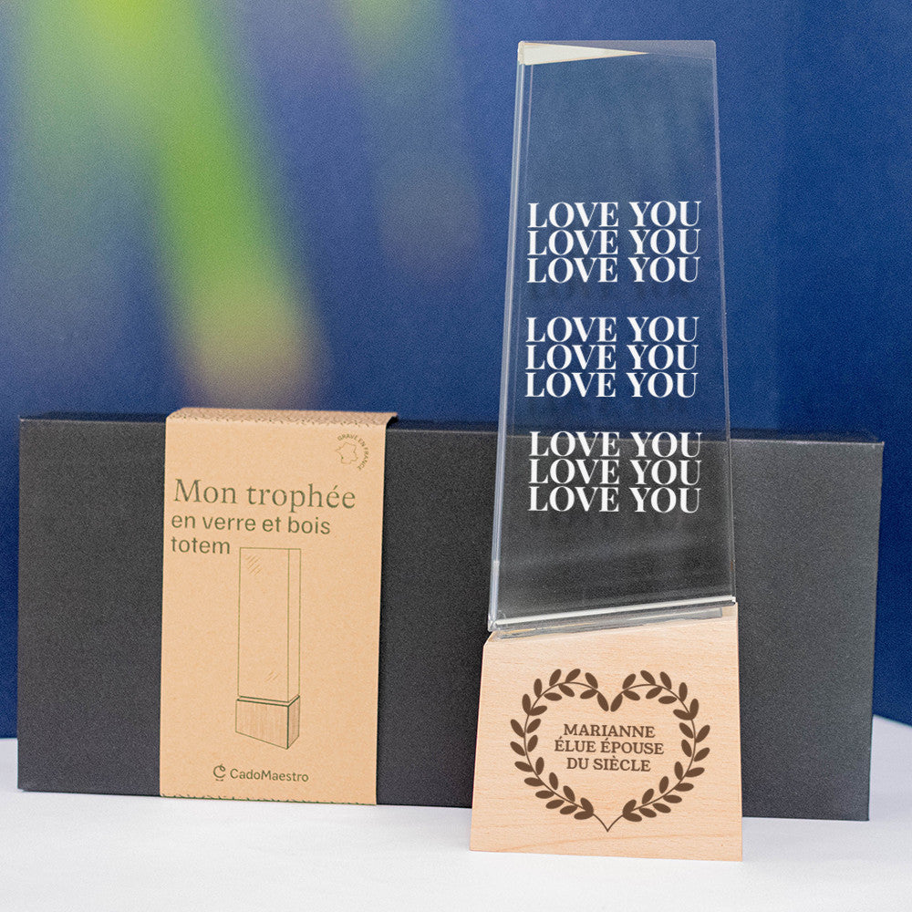 Trophée Totem en Verre et Bois Love à Personnaliser - Trophée Personnalisé