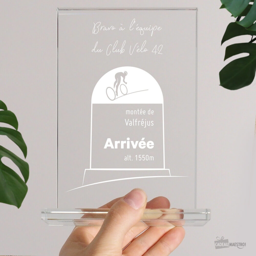Trophée Vélo Borne Kilométrique à Personnaliser - Trophée Personnalisé CadoMaestro