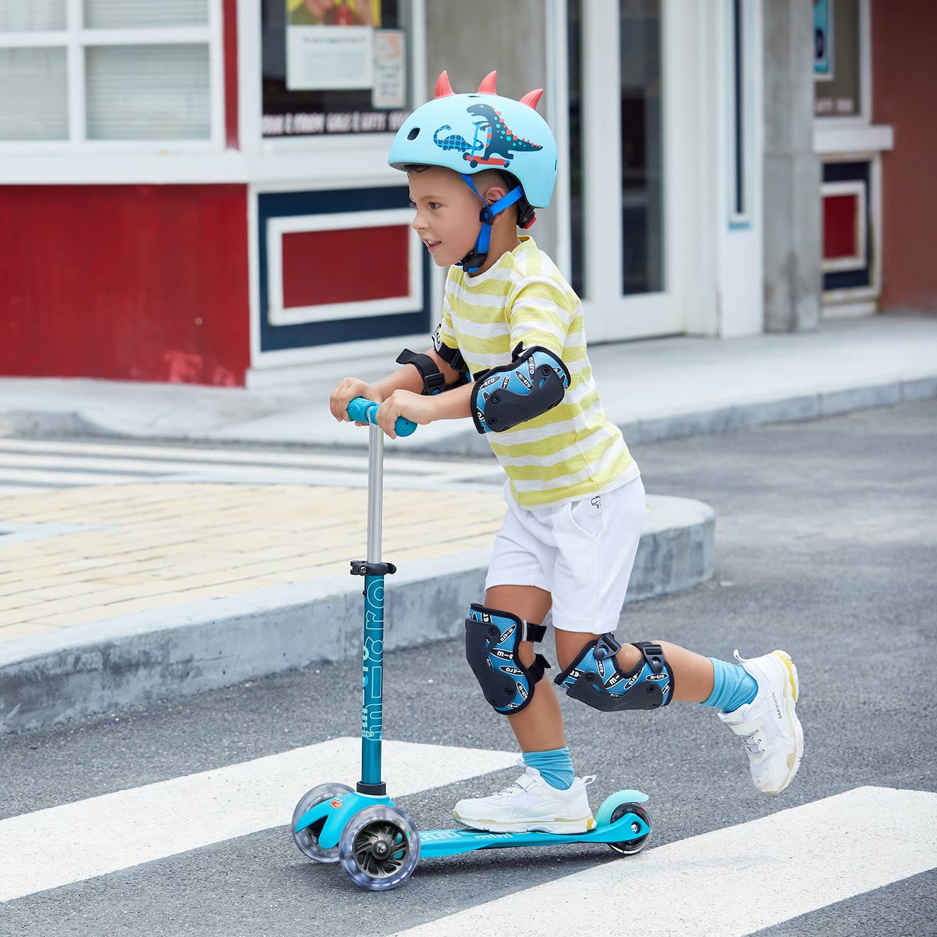 Trottinette 3 roues mini micro deluxe LED vert d'eau