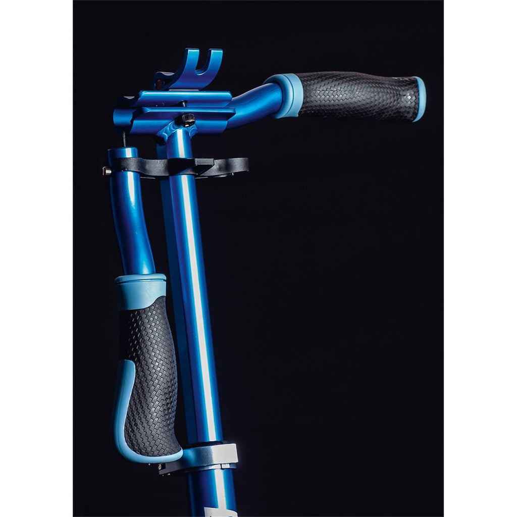 Trottinette aluminium six degrees 205mm noir et bleu