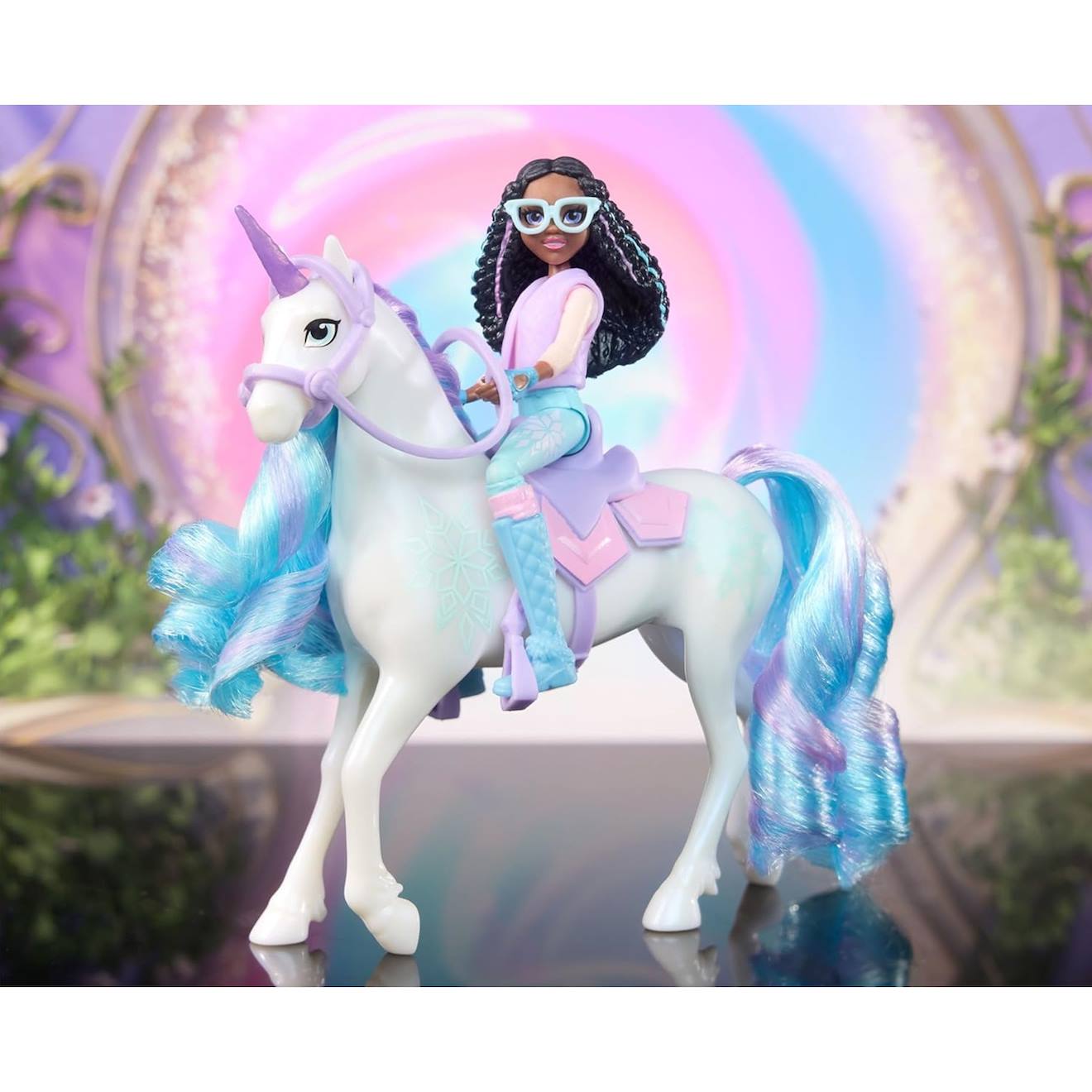 Unicorn academy licorne glacier et poupée mannequin layla multicolore