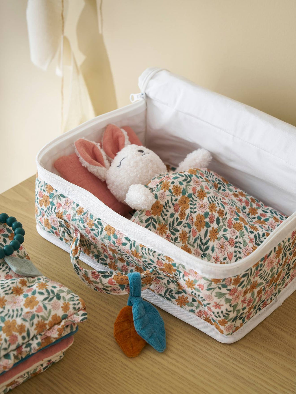 Valisette personnalisable avec peluche rétro flower jaune
