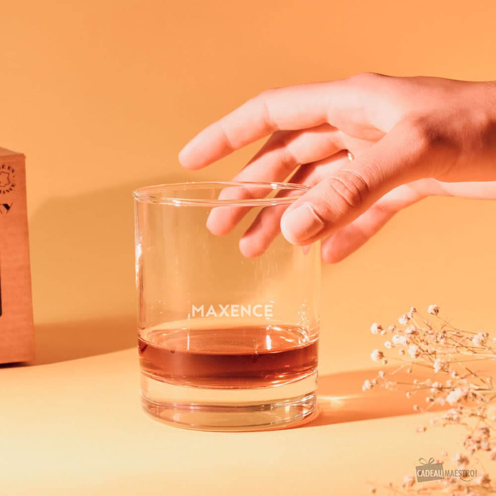 Verre à Whisky Prénom à Personnaliser - Verre Whisky à Personnaliser CadoMaestro